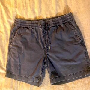 Faherty men’s shorts sz M vintage style pre washed drawstring top